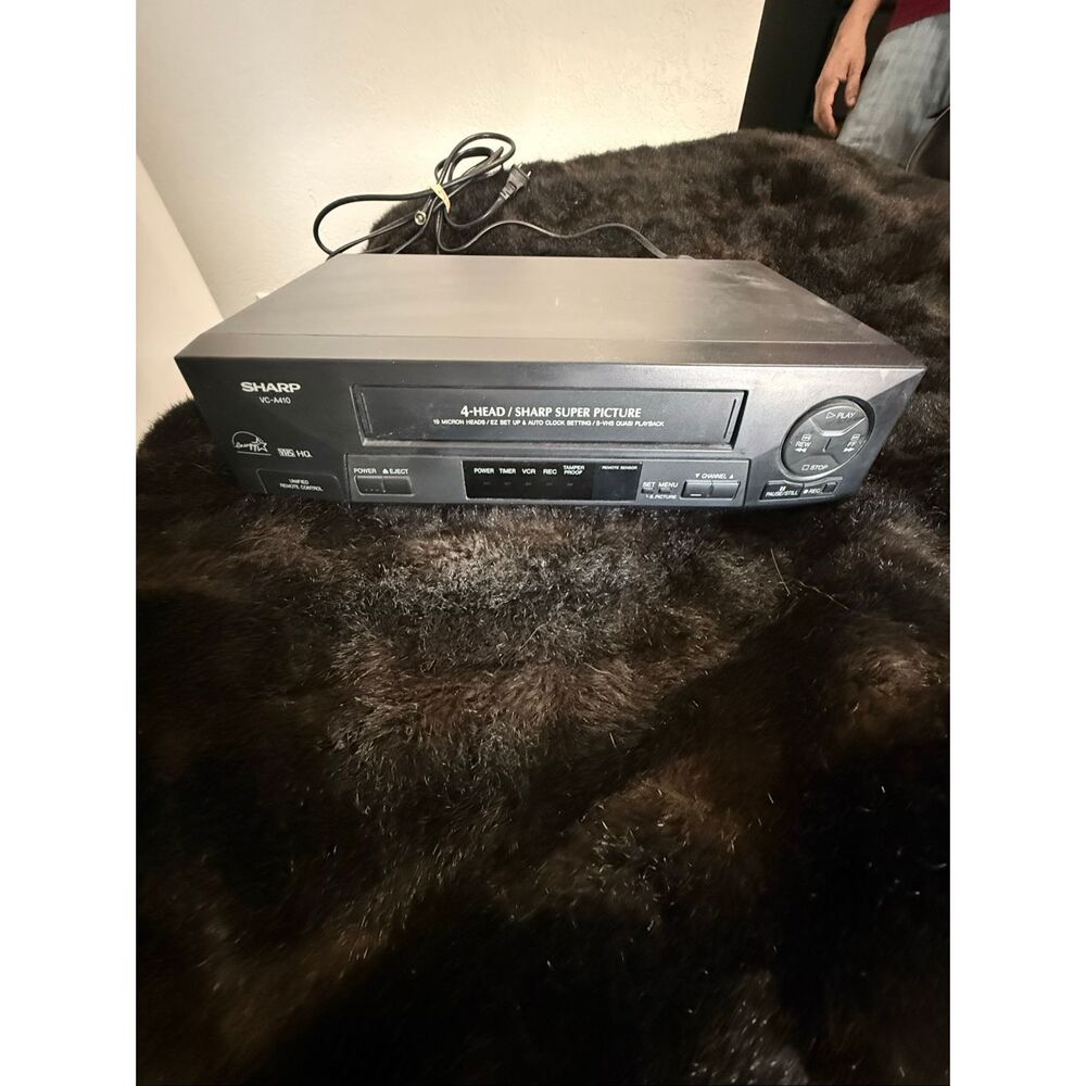 Sharp VC-A410 VCR VHS Player‎ – Tested & Working – No Remote – Vintage